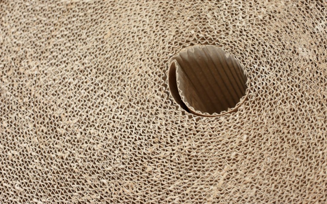 Tektura falista – materiał, który zmienił świat opakowań